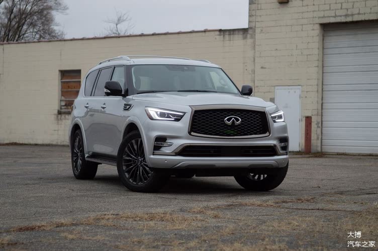 2021英菲尼迪qx80,qx60英菲尼迪2021 2021款英菲尼迪qx80:锃光瓦亮的额头不再那么闪耀夺目